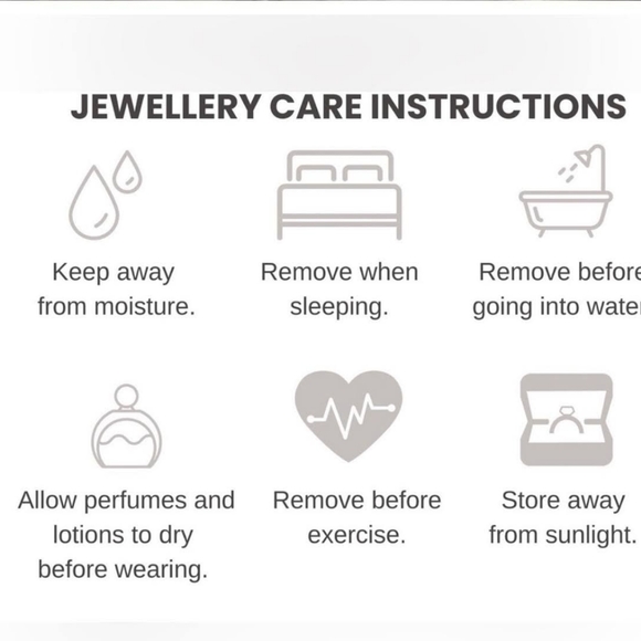 - New 10 Goldtone Rings - Picture 4 of 4